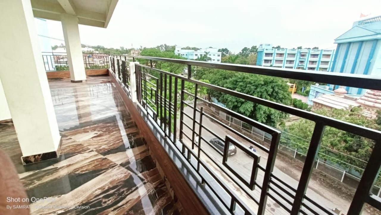 Trisplanet Otel Kalyani Dış mekan fotoğraf