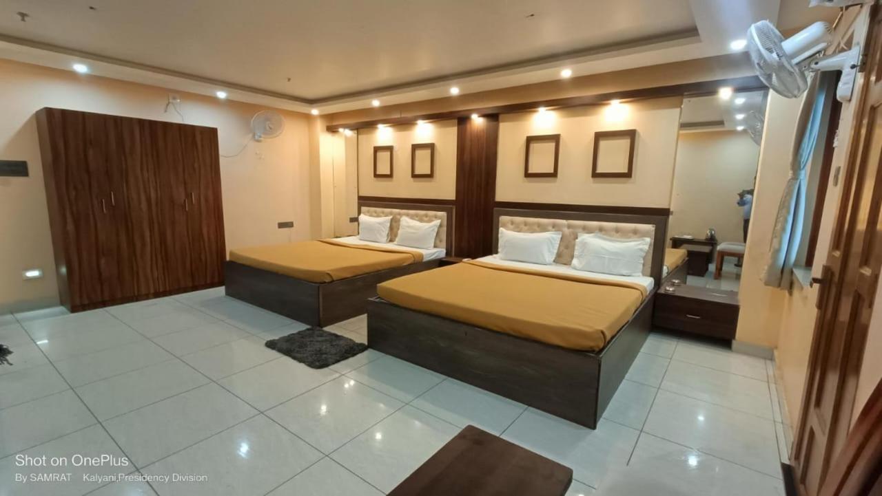 Trisplanet Otel Kalyani Dış mekan fotoğraf