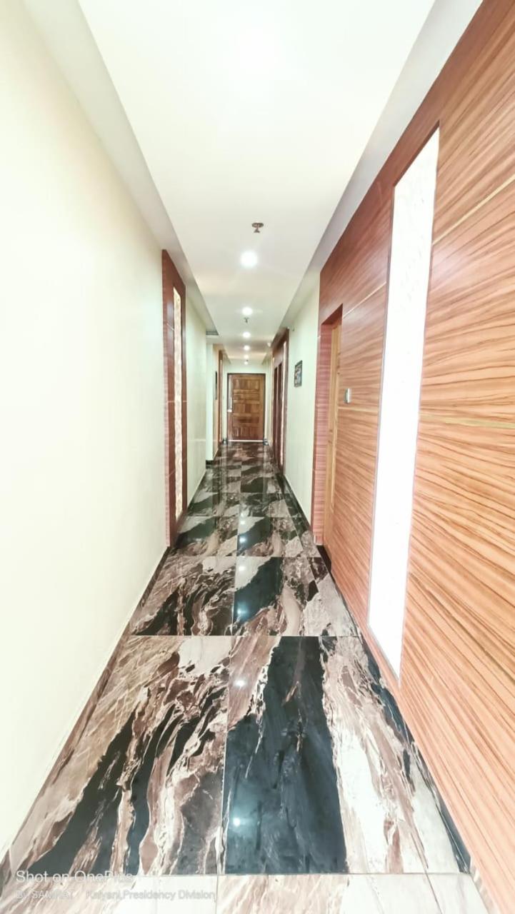 Trisplanet Otel Kalyani Dış mekan fotoğraf